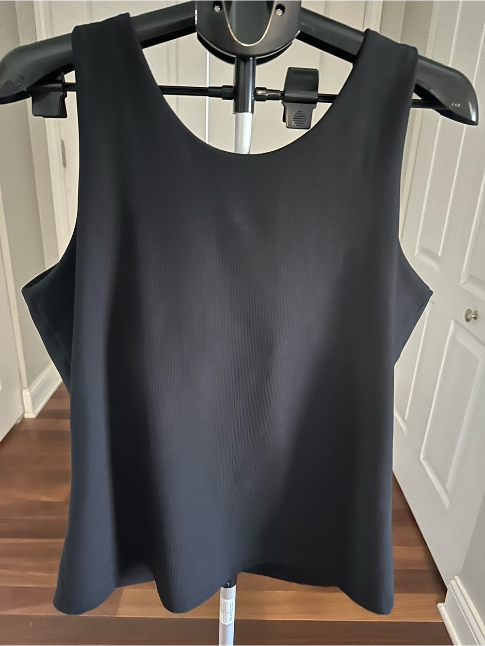 Women's Black Sleeveless Tank Top - Minimal Scoop Neck